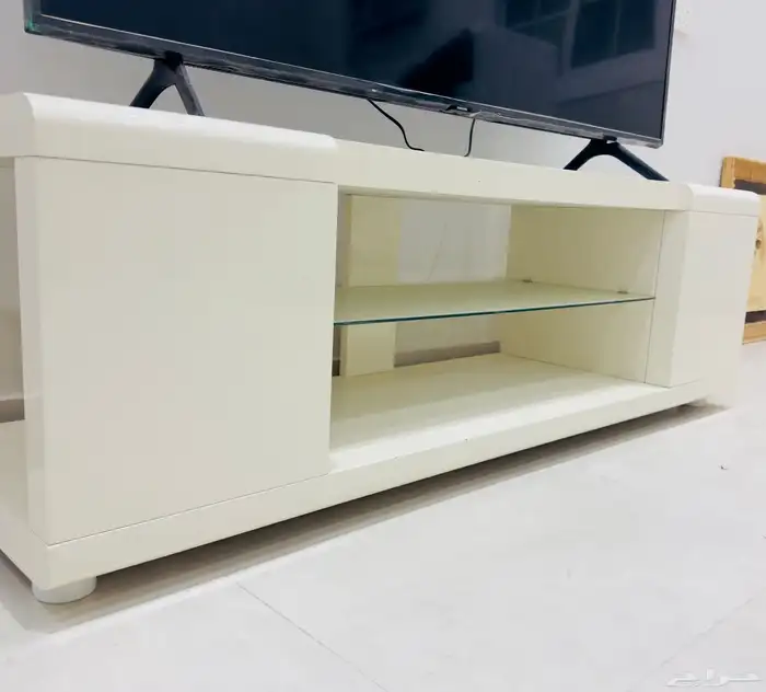 طاولة تلفزيون 0