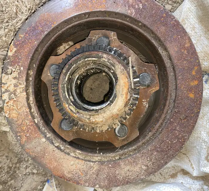 للبيع اغراض جيب ربع 2016 18