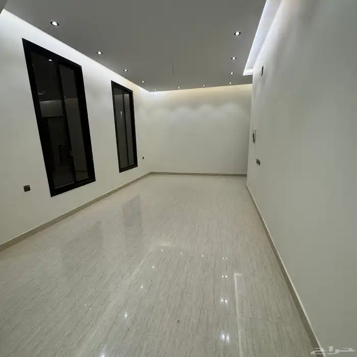 فيلا خاصه للبيع طويق 8