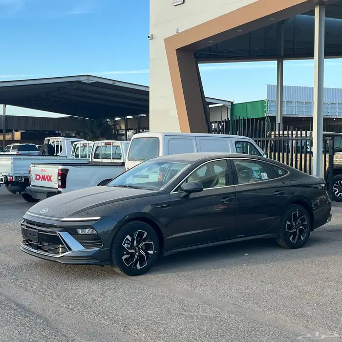 هيونداي سوناتا بيسك ستاندر 2025 2