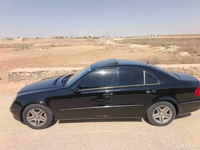 مرسيدس e320 2005 4