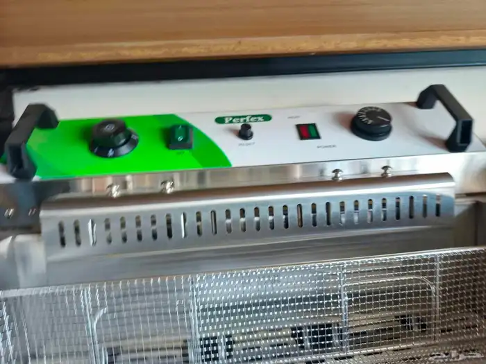 عروض خاصة على معدات القهوة والعجانات والثلاجات والبروست 21