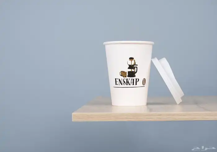 مصممه جرافيك ولوجو وهوية بصرية 24