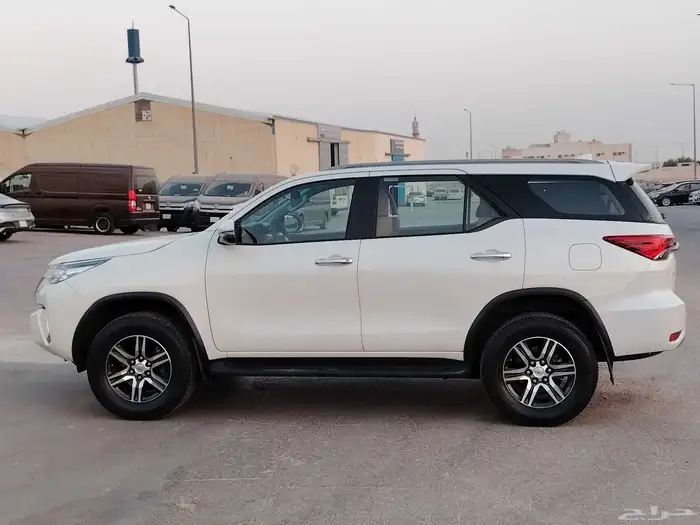 فورشنر 2019 دبل وكالة 4 سلندر 5