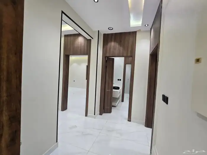 ادوار متكرره للبيع بحي الصفا علي شارعين مساحه 250 متر 7