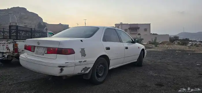 تويوتا كامري 2002 . 11