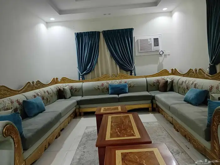 مجلس كامل يونت سجادة وطقم طرابيز 5