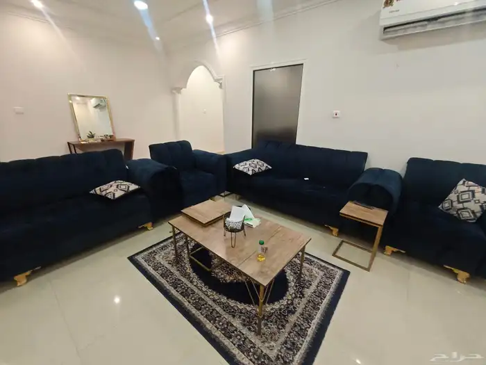 اثاث للبيع. و2 مكيفات سبيلت طن ونص 0