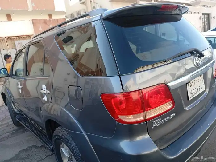 سياره جيب فيشنر موديل 2006 جير تماتيك دبل 6 سلندر موتر على ا 9