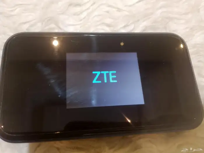 راوتر ZTE متنقل يدعم جميع الشبكات 0