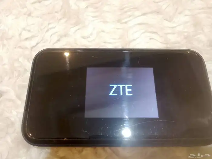 راوتر ZTE متنقل يدعم جميع الشبكات 1