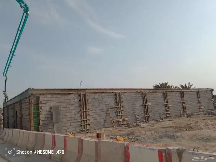 متخصصون في تسوير الاحواش المنزليه والمزارع 0