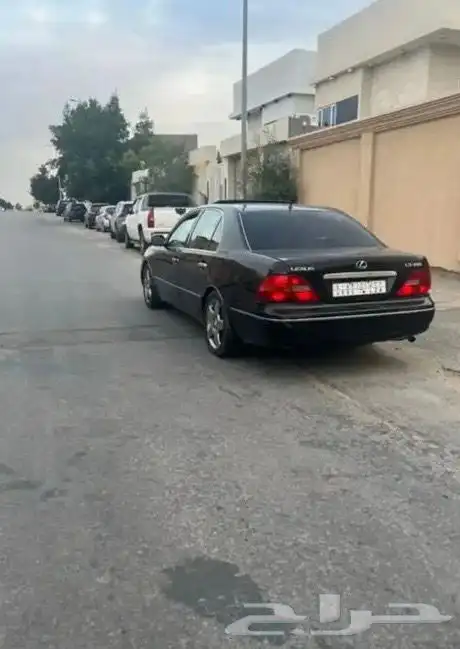 لكزس للبيع على السومم 5