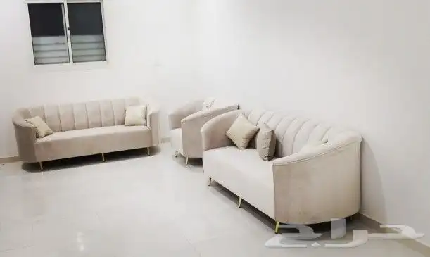 طقم كنب 6 قطع بحاله ممتازه شبه جديد 0