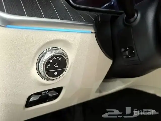 مرسيدس سي Mercedes Benz C200 2025 13