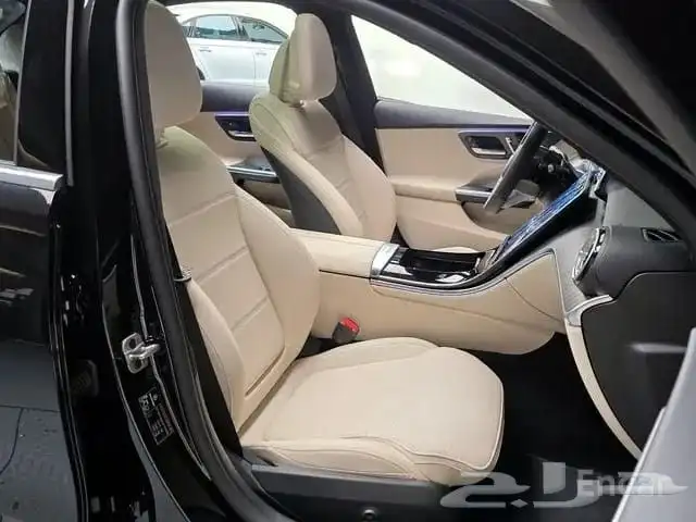 مرسيدس سي Mercedes Benz C200 2025 9
