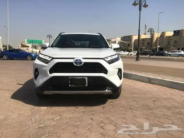 راف فور XLE HEV نص فل 2024 1
