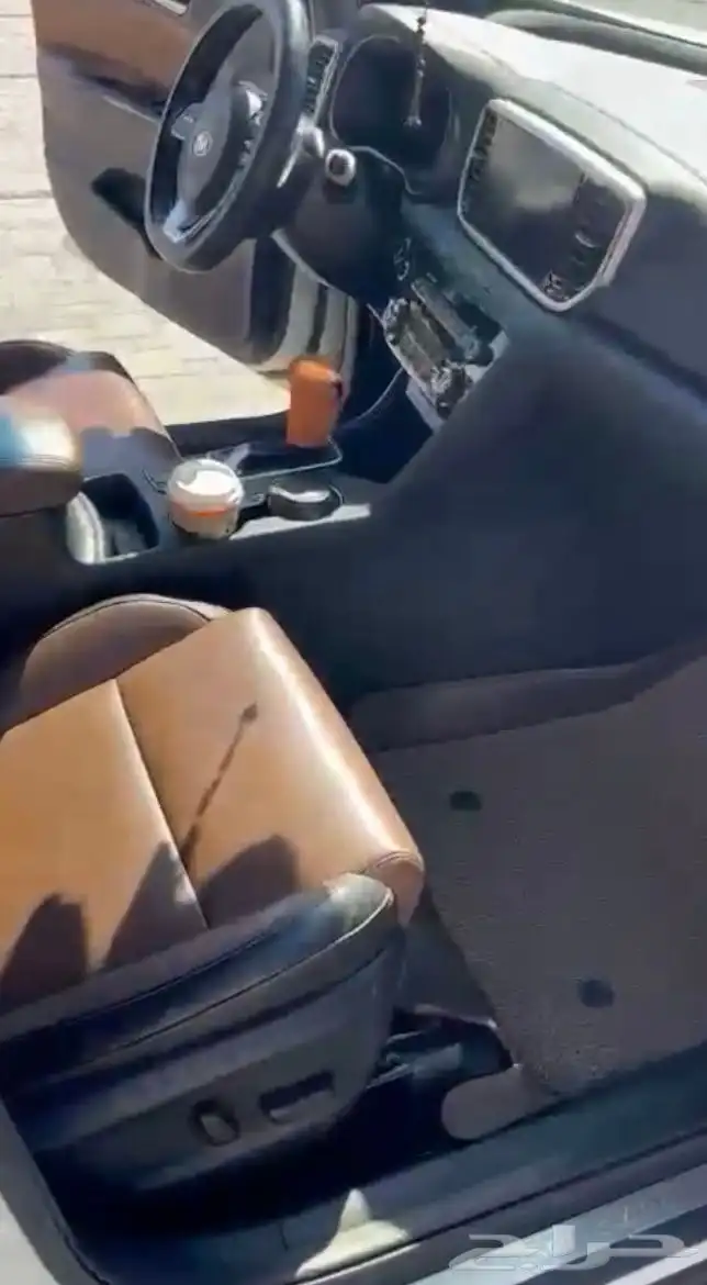 كيا سبورتاج بلاك بيري 10