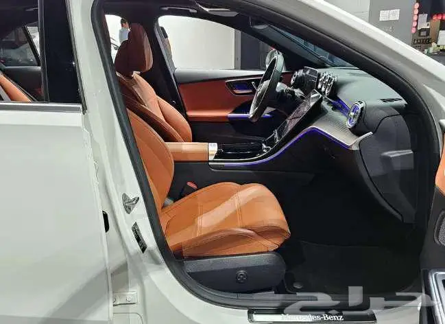 مرسيدس C300 موديل 2023 الميموني للاستيراد بكوريا 7