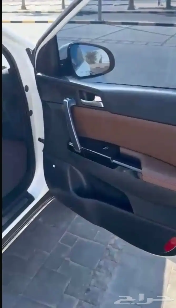 كيا سبورتاج بلاك بيري 11