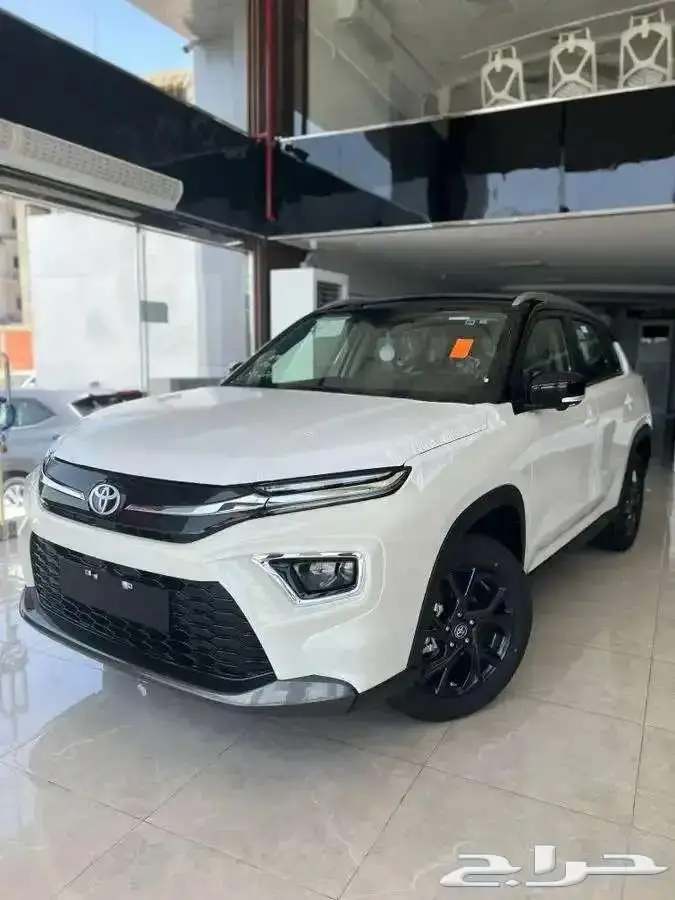 تويوتا اوربان GLX موديل 2026 0