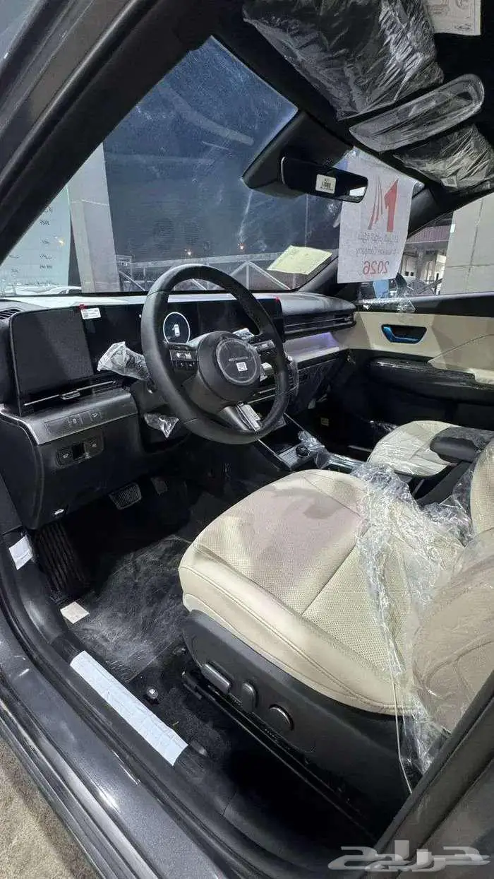 هيونداي كونا فئة بريميوم لون رمادي 2025 11