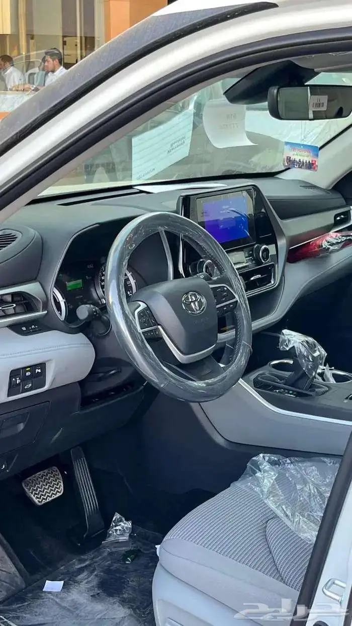 تويوتا هايلاندر GLE نص فل 2025 كاش واقساط 4