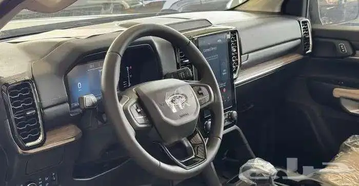 عرض خاص فورد ايفرست XLT 2025 (كاش و اقساط جميع البنوك) 5