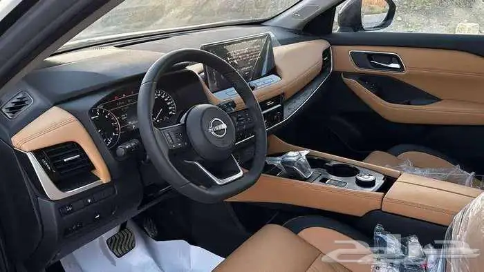نيسان اكستريل 2025 SV بلس لدى شركة عبدالمجيد الخضر 10