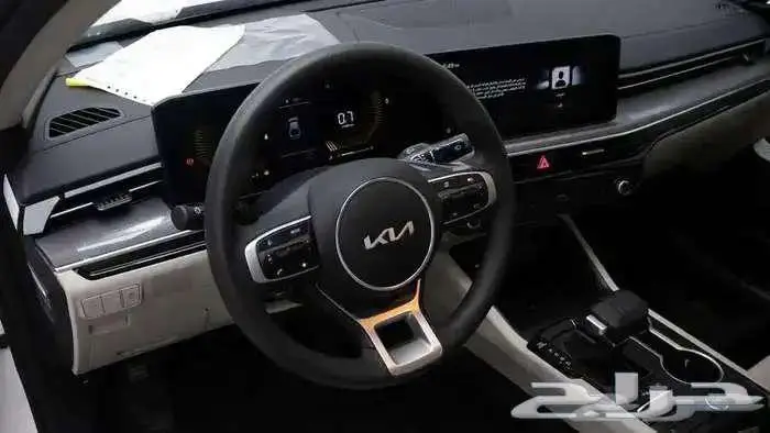 كيا 5 استاندر مطور موديل 2025 ومتوفر فليت منها 8