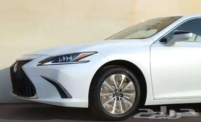 ES. 250.AA موديل 2025 بنزين حبه فقط لون ابيض لؤلؤي 6