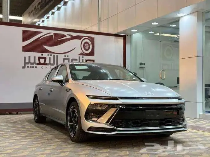 هونداي سوناتا كومفورت موديل 2025 بسعر 112200 بالضريبه 0
