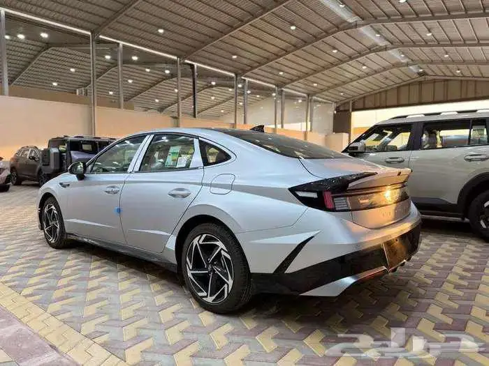 هونداي سوناتا كومفورت موديل 2025 بسعر 112200 بالضريبه 2