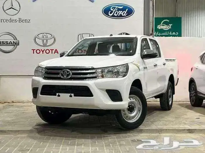هايلوكس DLX سلق غمارتين م2.4 دبل ديزل تماتيك بريمي 2025 4