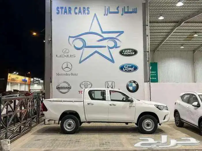 هايلوكس DLX سلق غمارتين م2.4 دبل ديزل تماتيك بريمي 2025 9