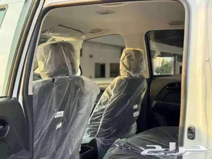 ايسوزو دي ماكس غمارتين استندر دبل زجاج (كهرب) 2025 8