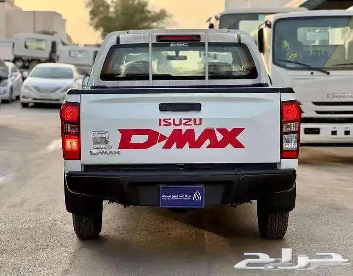 ايسوزو دي ماكس غمارتين استندر دبل زجاج (كهرب) 2025 3