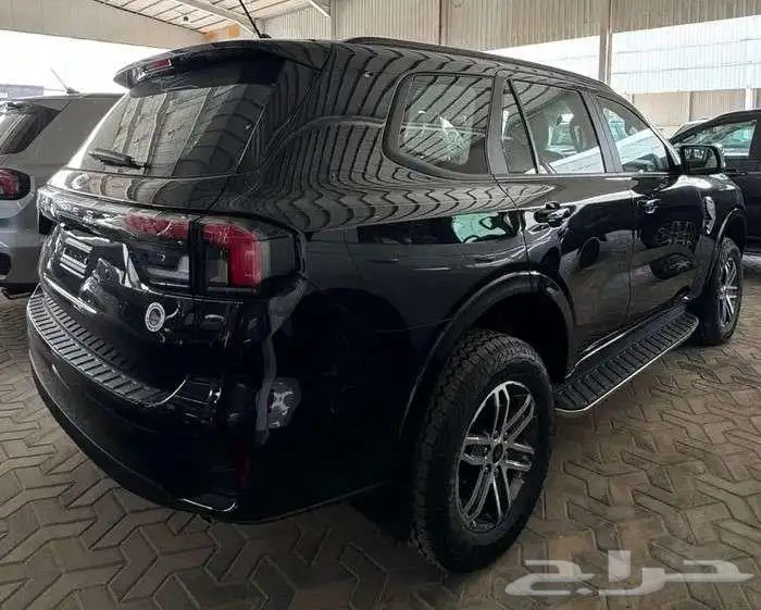 عرض خاص فورد ايفرست XLT 2025 (كاش و اقساط جميع البنوك) 4
