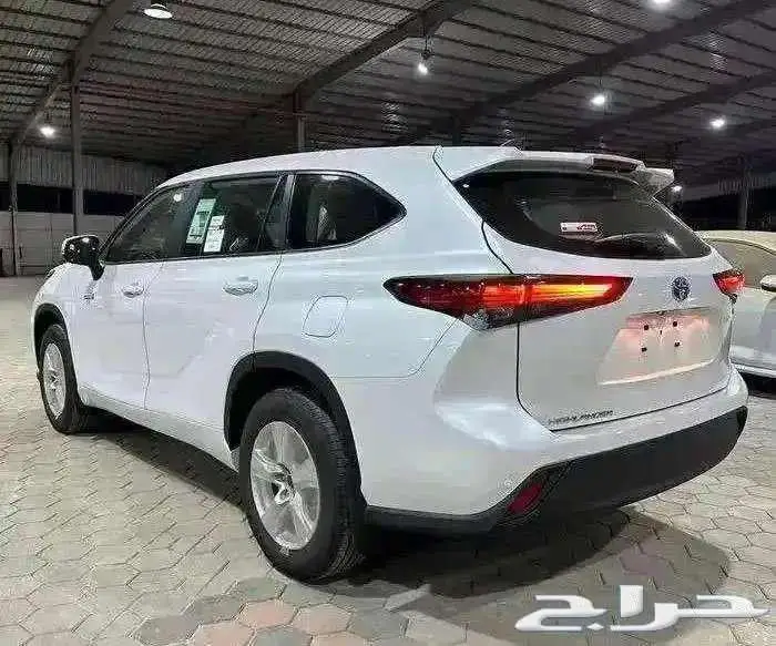 تويوتا هايلاندر LE استاندر دبل 2025 4