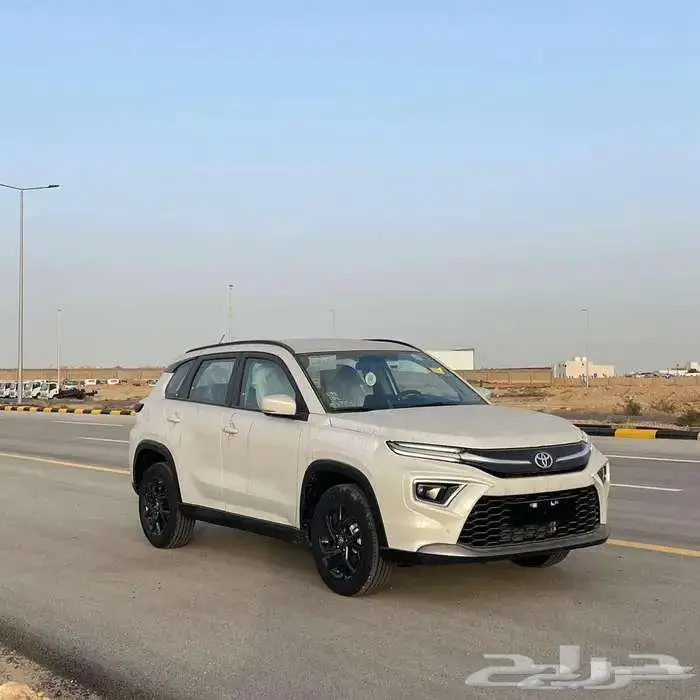 تويوتا اوربان استندر2026 1