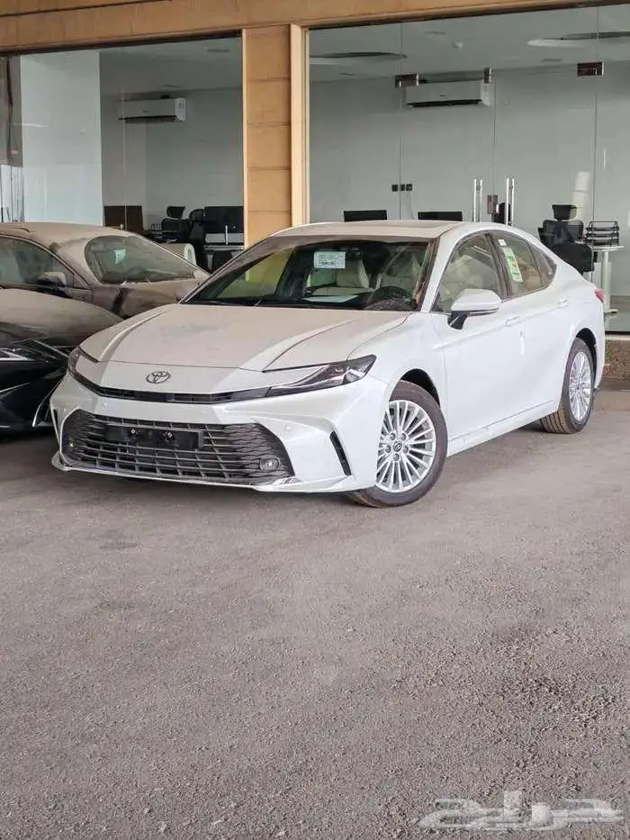 كامري LE بنزين فتحة خليجي 2025 لدي الحسن 1