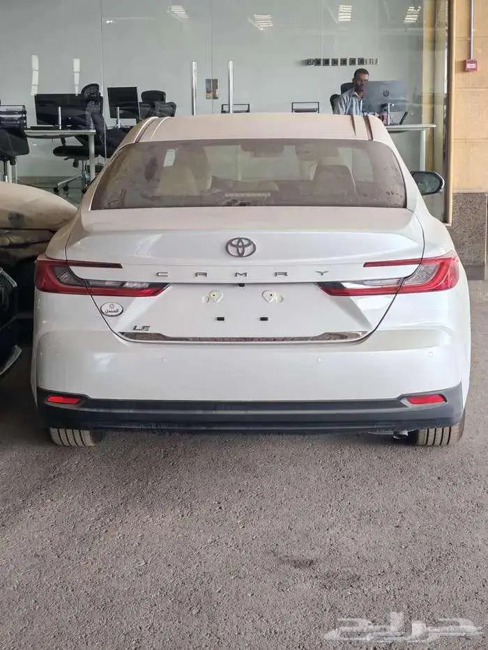 كامري LE بنزين فتحة خليجي 2025 لدي الحسن 5