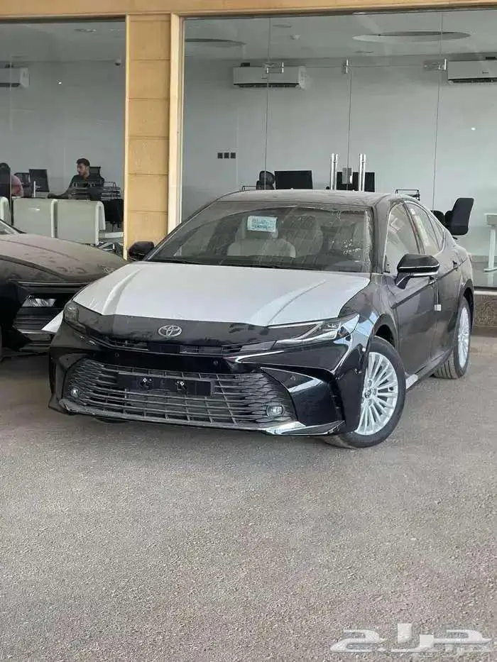 كامري LE بنزين فتحة خليجي 2025 لدي الحسن 0