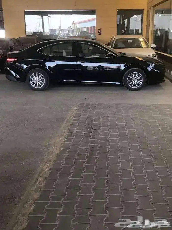كامري E ستاندر بنزين سعودي 2025 1