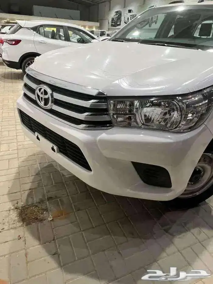 هايلوكس DLX سلق غمارتين م2.4 دبل ديزل تماتيك بريمي 2025 2