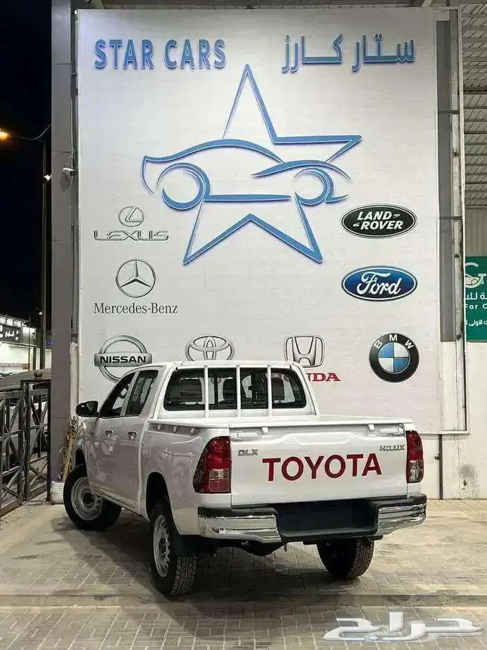 هايلوكس DLX سلق غمارتين م2.4 دبل ديزل تماتيك بريمي 2025 5