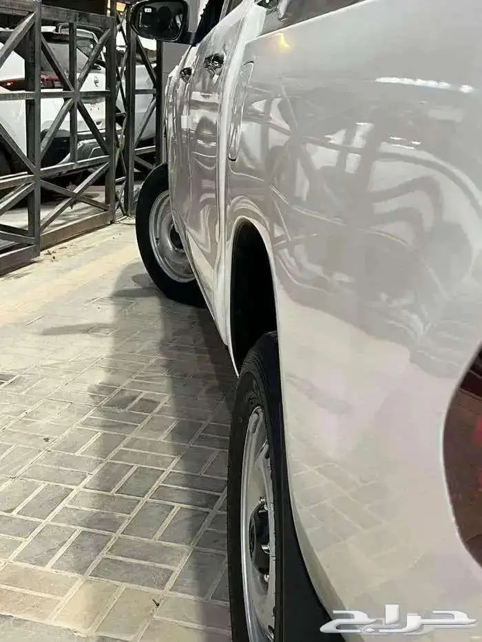 هايلوكس DLX سلق غمارتين م2.4 دبل ديزل تماتيك بريمي 2025 12