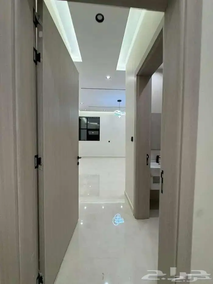 فيلا للبيع حي الملك فهد 7 غرف فاخرة 5