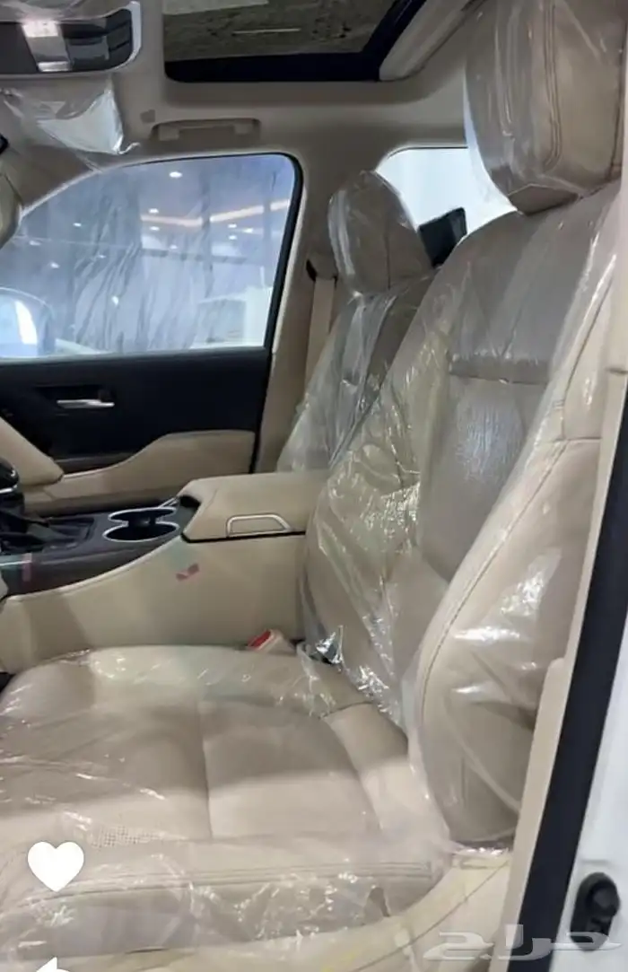 تويوتا لاندكروزر VXR.Z فل كامل اعلي فيه بريمي 6