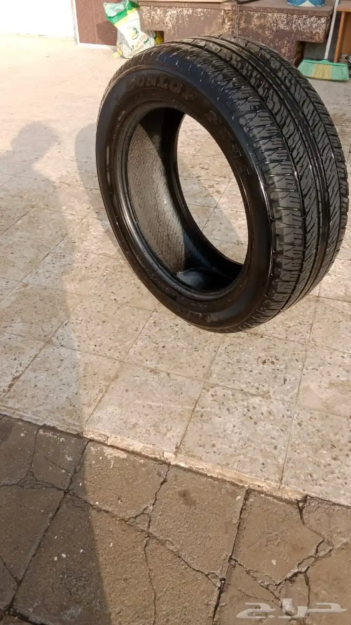 كفر دنلوب جيب لكزسس مقاس 20 نظيف جدا 1